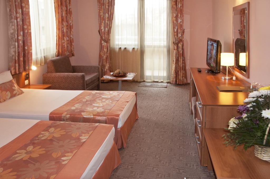 Hotel Real Plovdiv Cameră foto