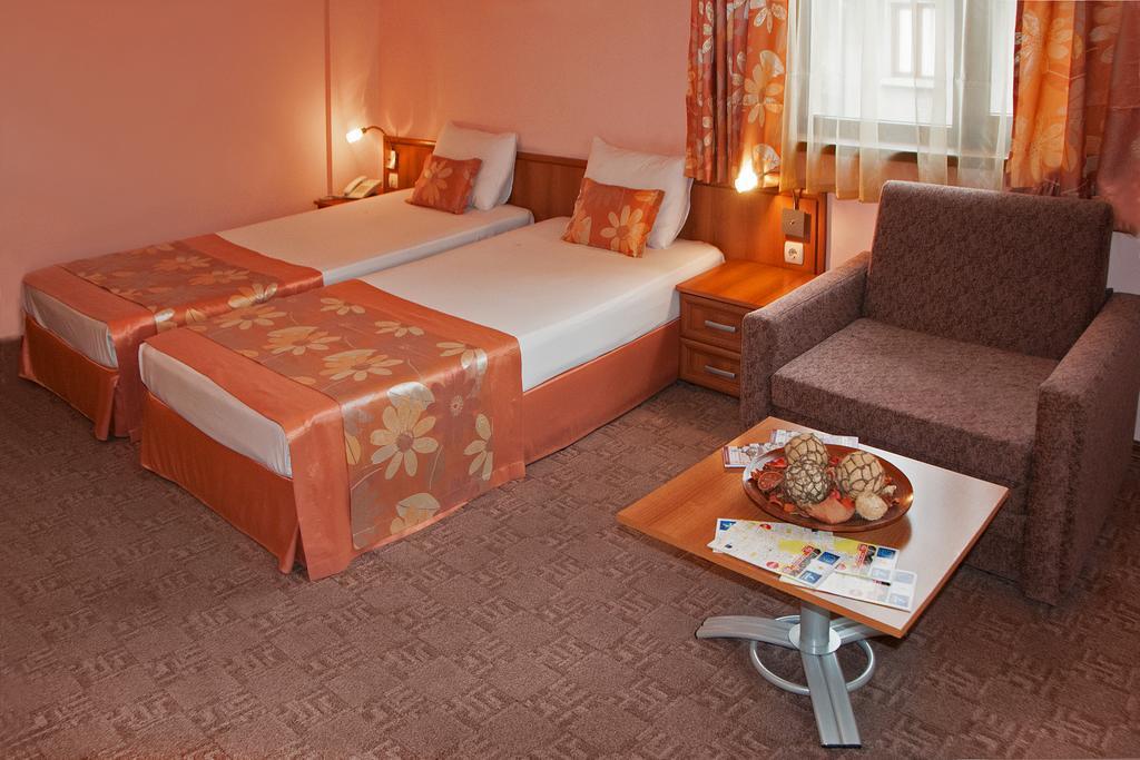 Hotel Real Plovdiv Cameră foto