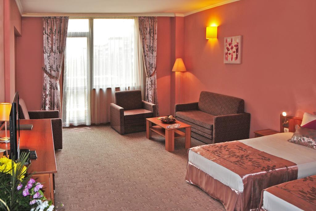 Hotel Real Plovdiv Cameră foto